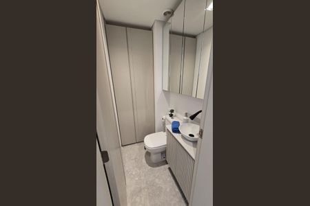 Apartamento à venda com 153m², 3 quartos e 3 vagas Apartamento à venda com 153m², 3 quartos e 3 vagasBanheiro