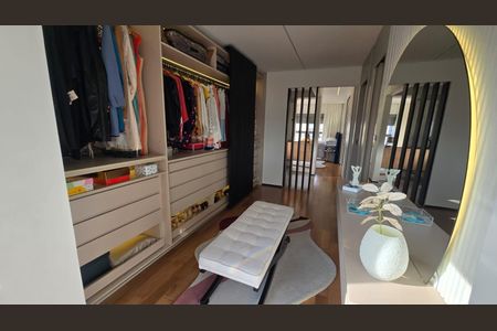 Apartamento à venda com 153m², 3 quartos e 3 vagas Apartamento à venda com 153m², 3 quartos e 3 vagasQuarto
