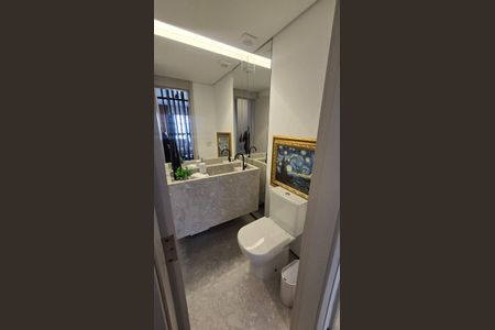 Apartamento à venda com 153m², 3 quartos e 3 vagas Apartamento à venda com 153m², 3 quartos e 3 vagasBanheiro