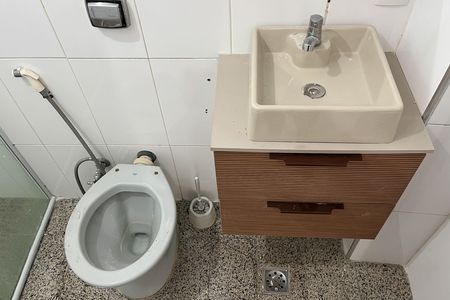 Apartamento para alugar com 454m², 1 quarto e sem vaga Apartamento para alugar com 454m², 1 quarto e sem vagaBanheiro