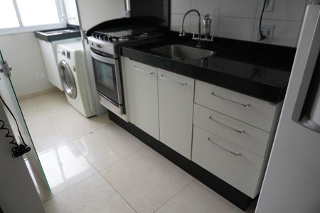 Apartamento para alugar com 55m², 2 quartos e 1 vagaCozinha e Área de Serviço