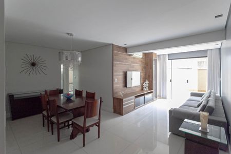 Sala de apartamento para alugar com 3 quartos, 160m² em Castelo, Belo Horizonte