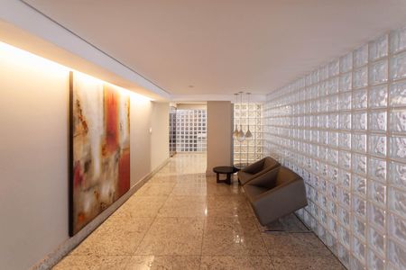 Apartamento para alugar com 160m², 3 quartos e 3 vagas Apartamento para alugar com 160m², 3 quartos e 3 vagasHall social
