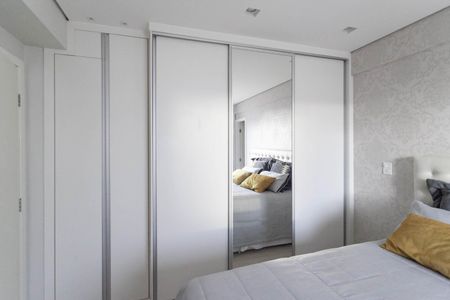 Apartamento para alugar com 160m², 3 quartos e 3 vagas Apartamento para alugar com 160m², 3 quartos e 3 vagasSuíte