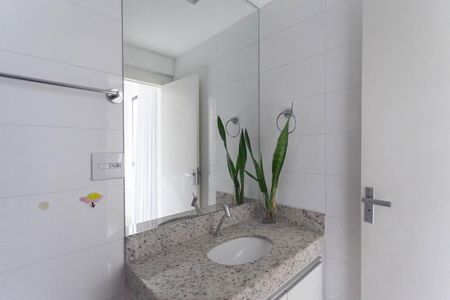 Apartamento para alugar com 160m², 3 quartos e 3 vagas Apartamento para alugar com 160m², 3 quartos e 3 vagasBanheiro da suíte