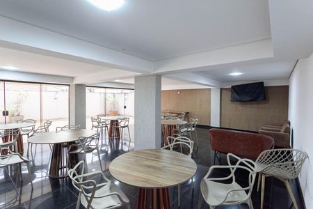 Apartamento para alugar com 160m², 3 quartos e 3 vagas Apartamento para alugar com 160m², 3 quartos e 3 vagasÁrea comum - Salão de festas
