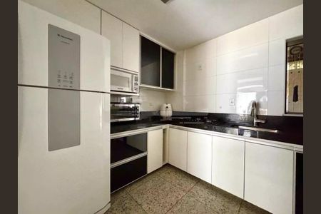 Cozinha de apartamento para alugar com 3 quartos, 160m² em Castelo, Belo Horizonte