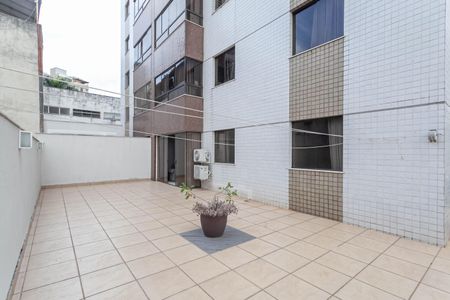 Apartamento para alugar com 160m², 3 quartos e 3 vagas Apartamento para alugar com 160m², 3 quartos e 3 vagasÁrea Privativa
