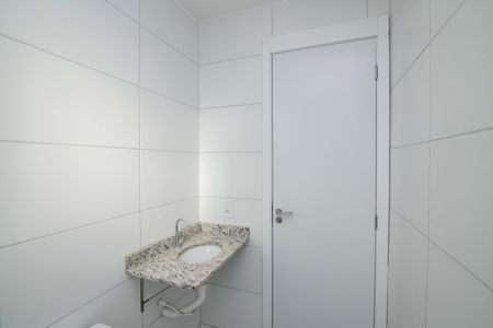 Apartamento para alugar com 55m², 2 quartos e 1 vaga Apartamento para alugar com 55m², 2 quartos e 1 vagaBanheiro Social