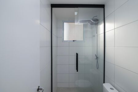 Apartamento para alugar com 55m², 2 quartos e 1 vaga Apartamento para alugar com 55m², 2 quartos e 1 vagaBanheiro do Quarto 2 Suíte