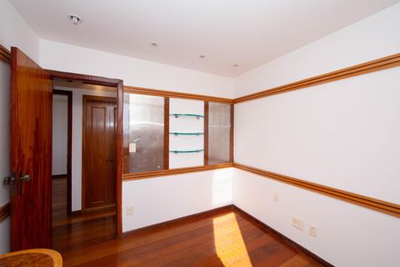 Apartamento para alugar com 110m², 3 quartos e 2 vagasQuarto