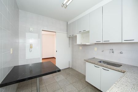 Apartamento para alugar com 110m², 3 quartos e 2 vagasCozinha