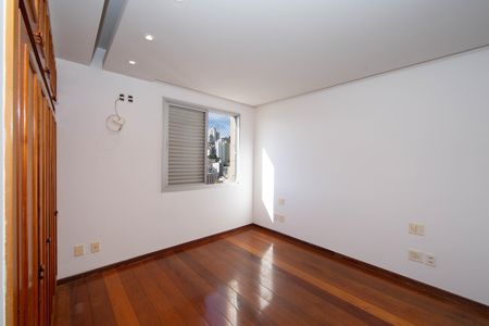 Apartamento para alugar com 110m², 3 quartos e 2 vagasSuíte