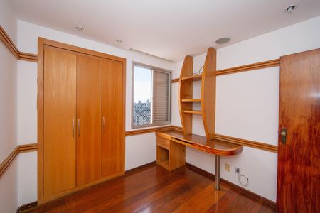 Apartamento para alugar com 110m², 3 quartos e 2 vagasQuarto