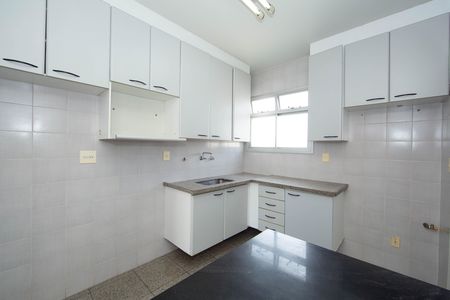 Apartamento para alugar com 110m², 3 quartos e 2 vagasCozinha