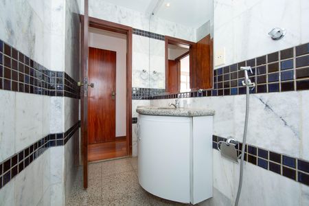 Apartamento para alugar com 110m², 3 quartos e 2 vagasBanheiro da Suíte