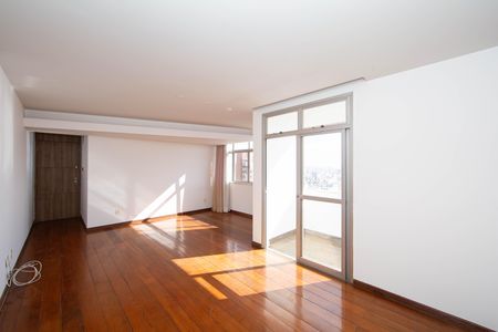 Sala de apartamento à venda com 3 quartos, 110m² em Gutierrez, Belo Horizonte