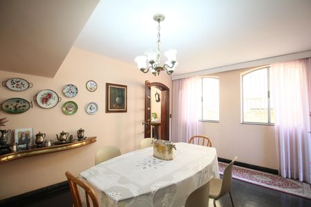 Casa para alugar com 350m², 4 quartos e 4 vagasCopa
