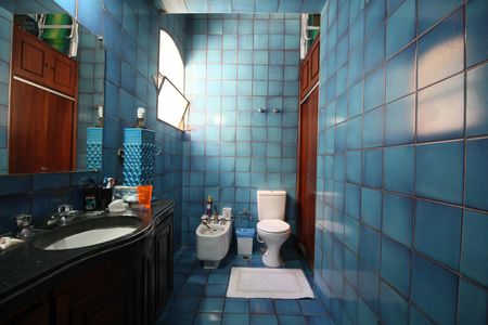 Casa para alugar com 350m², 4 quartos e 4 vagasBanheiro 2