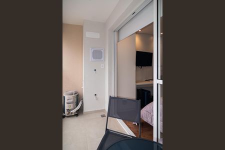 Studio para alugar com 26m², 0 quarto e sem vaga Studio para alugar com 26m², 0 quarto e sem vagaVaranda / Área de Serviço