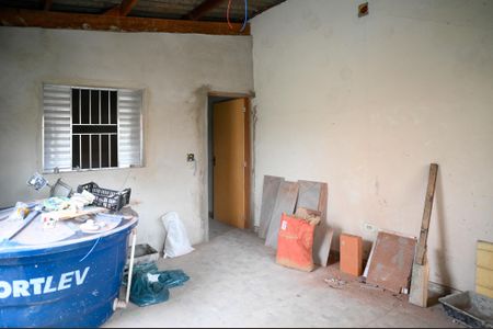 Casa para alugar com 45m², 1 quarto e sem vaga Casa para alugar com 45m², 1 quarto e sem vagaSala