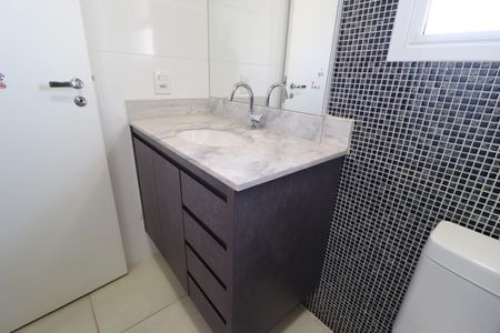 Apartamento para alugar com 108m², 3 quartos e 2 vagasBanheiro do Quarto 2
