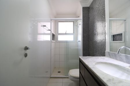 Apartamento para alugar com 108m², 3 quartos e 2 vagasBanheiro do Quarto 3