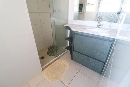 Apartamento para alugar com 108m², 3 quartos e 2 vagasBanheiro do Quarto 1