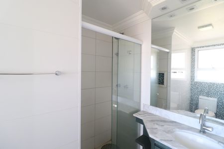 Apartamento para alugar com 108m², 3 quartos e 2 vagasBanheiro do Quarto 1