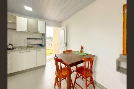 Sala de Jantar de apartamento para alugar com 1 quarto, 30m² em Cachoeira do Bom Jesus, Florianópolis