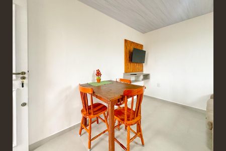 Sala de Jantar de apartamento para alugar com 1 quarto, 30m² em Cachoeira do Bom Jesus, Florianópolis