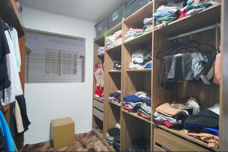 Closet de casa para alugar com 1 quarto, 126m² em Vargas, Sapucaia do Sul