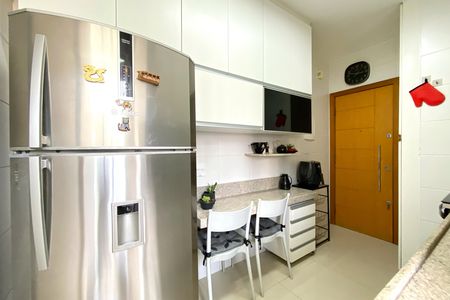 Apartamento à venda com 90m², 2 quartos e 1 vaga Apartamento à venda com 90m², 2 quartos e 1 vagaCozinha