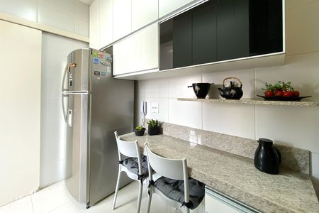 Apartamento à venda com 90m², 2 quartos e 1 vaga Apartamento à venda com 90m², 2 quartos e 1 vagaCozinha