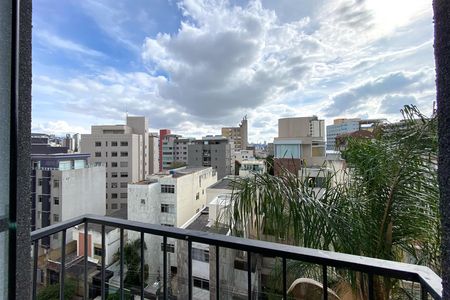 Apartamento à venda com 90m², 2 quartos e 1 vaga Apartamento à venda com 90m², 2 quartos e 1 vagaVaranda da Sala