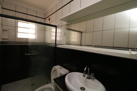 Casa à venda com 125m², 2 quartos e 2 vagasBanheiro