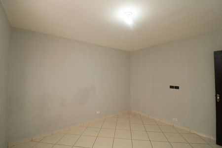 Quarto 2 de casa à venda com 2 quartos, 125m² em Jardim Santa Teresinha, São Paulo