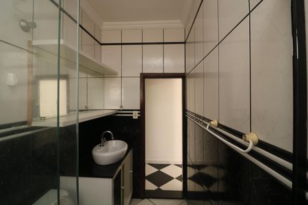 Casa à venda com 125m², 2 quartos e 2 vagasBanheiro