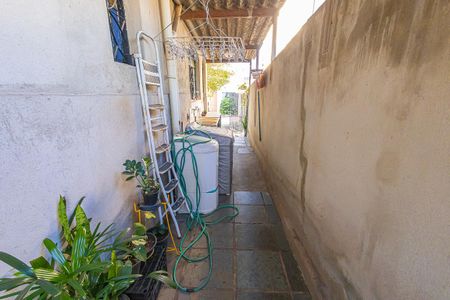 Area de serviço de casa à venda com 3 quartos, 360m² em São João Batista, Belo Horizonte