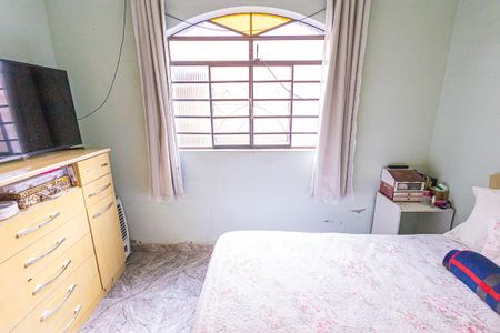 Quarto 3 de casa à venda com 3 quartos, 360m² em São João Batista, Belo Horizonte