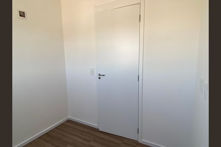Quarto 2 de apartamento para alugar com 2 quartos, 50m² em Vila Osasco, Osasco