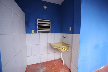 Casa para alugar com 60m², 1 quarto e sem vagaÁrea de Serviço
