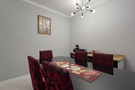 Casa para alugar com 125m², 2 quartos e 1 vaga Casa para alugar com 125m², 2 quartos e 1 vagaSala de Jantar