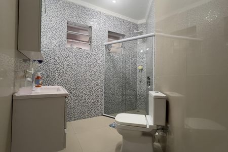 Banheiro de casa para alugar com 2 quartos, 125m² em Vila Galvão, Guarulhos