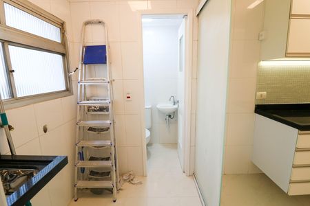 Apartamento para alugar com 65m², 3 quartos e 1 vagaÁrea de Serviço