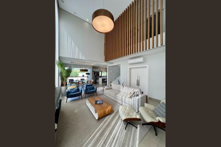 Casa de condomínio à venda com 387m², 4 quartos e 4 vagas Casa de condomínio à venda com 387m², 4 quartos e 4 vagasFoto 03