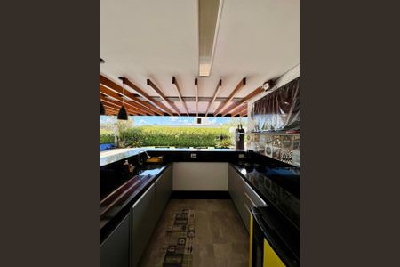 Casa de condomínio à venda com 387m², 4 quartos e 4 vagas Casa de condomínio à venda com 387m², 4 quartos e 4 vagasFoto 12