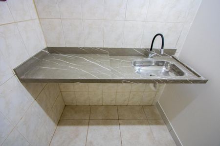 Cozinha de kitnet/studio para alugar com 1 quarto, 14m² em Campestre, Santo André