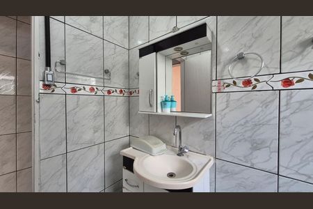 Casa para alugar com 110m², 2 quartos e 2 vagas Casa para alugar com 110m², 2 quartos e 2 vagasBanheiro