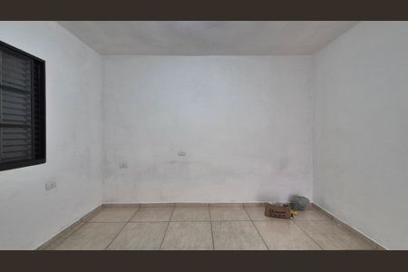Quarto de casa para alugar com 2 quartos, 110m² em Parque Novo Oratório, Santo André